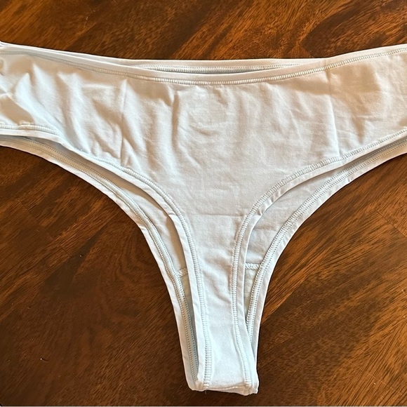 Skims 3 pairs Fits everybody cheeky thong in sky blue NWT - Picture 5 of 8